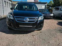 Schwarz Gebraucht 2010 VW Tiguan SUV | 8.950 € (Fairer Preis)