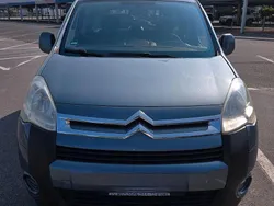 Grau Gebraucht 2008 Citroën Berlingo Van / Kleinbus | 4.200 € (Etwas zu teuer)