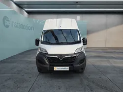 Weiß Gebraucht 2023 Opel Movano Edition Van | 21.211 € (Superpreis)