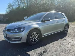 Silber Gebraucht 2016 VW Golf VII Allstar Limousine | 12.500 € (Etwas zu teuer)