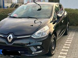 Schwarz Gebraucht 2020 Renault Clio V Intens Kleinwagen | 10.000 € (Guter Preis)