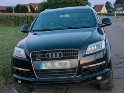 Schwarz Gebraucht 2007 Audi Q7 SUV | 7.500 € (Teuer)