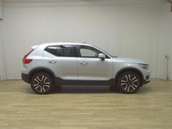 Weiss Gebraucht 2020 Volvo XC40 Momentum SUV | 20.480 € (Fairer Preis)
