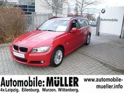 Rot Gebraucht 2010 BMW 318 Kombi | 23.980 €