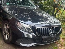 Schwarz Gebraucht 2017 Mercedes E220 Limousine | 21.000 € (Guter Preis)