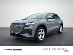 Grau Gebraucht 2022 Audi Q4 e-tron Basis SUV | 24.939 € (Fairer Preis)