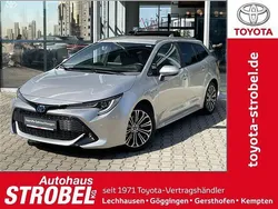 Cosmicsilber metallic Gebraucht 2019 Toyota Corolla Club Kombi | 21.480 € (Fairer Preis)
