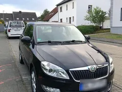 Schwarz Gebraucht 2011 Skoda Fabia Kleinwagen | 1.900 € (Superpreis)
