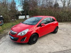 Rot Gebraucht 2012 Opel Corsa Kleinwagen | 2.200 € (Fairer Preis)