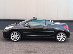 Schwarz Gebraucht 2009 Peugeot 207 CC Roland Garros Cabrio | 2.990 € (Superpreis)