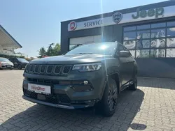 Grün Gebraucht 2022 Jeep Compass 80th Anniversary SUV | 30.890 € (Etwas zu teuer)