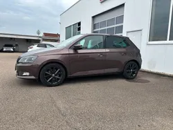 Braun Gebraucht 2016 Skoda Fabia Ambition Limousine | 9.999 € (Etwas zu teuer)
