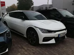 Snow white perleffekt Gebraucht 2023 Kia EV6 4 SUV | 49.990 €