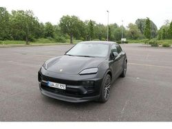Gebraucht 2024 Porsche Macan 4 Electric SUV | 74.900 €