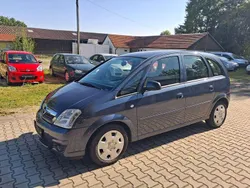 Grau Gebraucht 2006 Opel Meriva Edition Van / Kleinbus | 1.490 € (Guter Preis)