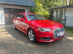 Rot Gebraucht 2019 Audi A4 Comfort Limousine | 22.550 € (Superpreis)