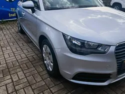 Silber Gebraucht 2012 Audi A1 Sportback Attraction Kleinwagen | 7.490 € (Guter Preis)