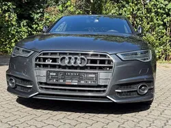 Grau Gebraucht 2018 Audi S6 Sport Kombi | 32.500 €
