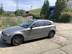 Grau Gebraucht 2011 BMW 118 Kleinwagen | 6.499 € (Fairer Preis)