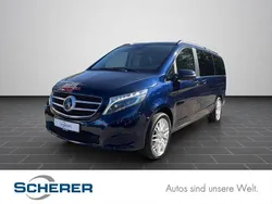 Cavansitblau metallic (metallic) Gebraucht 2017 Mercedes V250 Edition Van / Kleinbus | 40.800 € (Guter Preis)