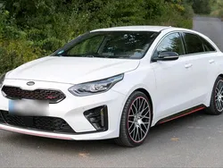 Weiß Gebraucht 2019 Kia ProCeed GT Kleinwagen | 20.990 € (Fairer Preis)