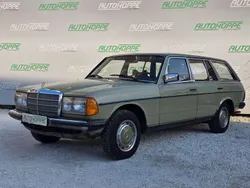 Grün Gebraucht 1984 Mercedes 240 Kombi | 3.000 €