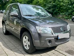 Grau Gebraucht 2011 Suzuki Grand Vitara Comfort SUV | 6.700 € (Fairer Preis)
