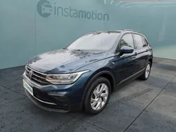 Blau Gebraucht 2021 VW Tiguan Life SUV | 28.980 € (Fairer Preis)
