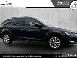 Schwarz Gebraucht 2017 Skoda Octavia Kombi | 10.750 € (Fairer Preis)