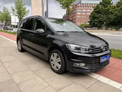 Schwarz Gebraucht 2018 VW Touran Comfortline Van / Kleinbus | 9.900 € (Superpreis)