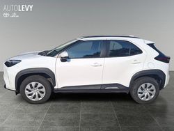 Weiß (schneeweiss) Gebraucht 2024 Toyota Yaris Cross Business Edition SUV | 22.890 € (Guter Preis)