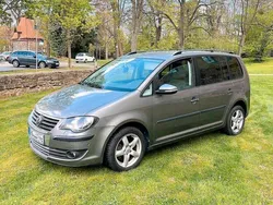 Grau Gebraucht 2009 VW Touran Van / Kleinbus | 6.500 € (Etwas zu teuer)