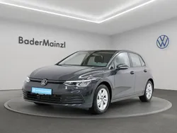 Uranograu Gebraucht 2024 VW Golf VIII Life Limousine | 23.930 € (Guter Preis)