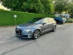 Grau Gebraucht 2017 Audi A3 Sportback S-Line Limousine | 18.000 € (Fairer Preis)