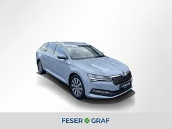 Grau Gebraucht 2022 Skoda Superb Style Kombi | 22.980 € (Fairer Preis)