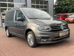 Grau Gebraucht 2017 VW Caddy Maxi Highline Van / Kleinbus | 31.490 €