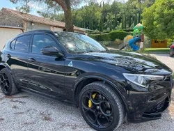 Schwarz Gebraucht 2021 Alfa Romeo Stelvio Quadrifoglio SUV | 59.000 € (Fairer Preis)