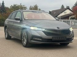 Grau Gebraucht 2022 Skoda Octavia Tour Kombi | 20.900 € (Fairer Preis)
