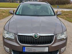Gebraucht 2011 Skoda Superb Family Kombi | 3.700 € (Guter Preis)