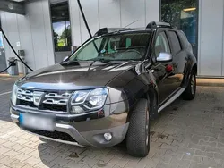 Schwarz Gebraucht 2014 Dacia Duster Prestige SUV | 5.200 € (Fairer Preis)