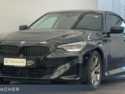 Saphirschwarz metallic Gebraucht 2024 BMW 220 Comfort Edition Coupé | 38.440 € (Etwas zu teuer)