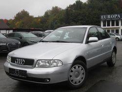 Grau Gebraucht 2000 Audi A4 Limousine | 1.490 € (Guter Preis)