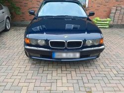 Blau Gebraucht 1999 BMW 735 Limousine | 13.000 € (Etwas zu teuer)
