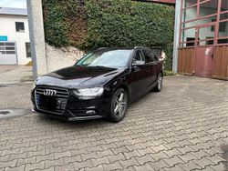 Schwarz Gebraucht 2013 Audi A4 Kombi | 11.000 € (Fairer Preis)