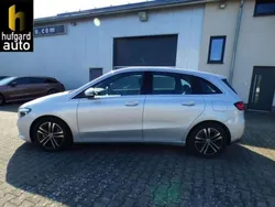 775 iridiumsilber Gebraucht 2023 Mercedes B180 Advanced Van / Kleinbus | 28.950 € (Guter Preis)
