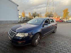Schwarz Gebraucht 2010 VW Passat Comfortline Kombi | 3.800 € (Teuer)