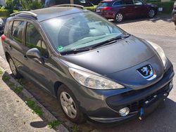 Schwarz Gebraucht 2009 Peugeot 207 Urban Move Kombi | 3.500 € (Fairer Preis)