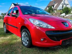 Rot Gebraucht 2010 Peugeot 206+ Kleinwagen | 2.599 € (Fairer Preis)