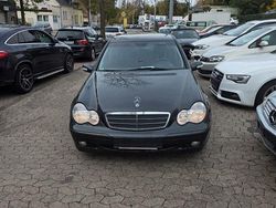 Grau Gebraucht 2002 Mercedes C180 Limousine | 3.900 € (Fairer Preis)