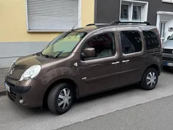Braun Gebraucht 2012 Renault Kangoo Van / Kleinbus | 4.333 € (Guter Preis)